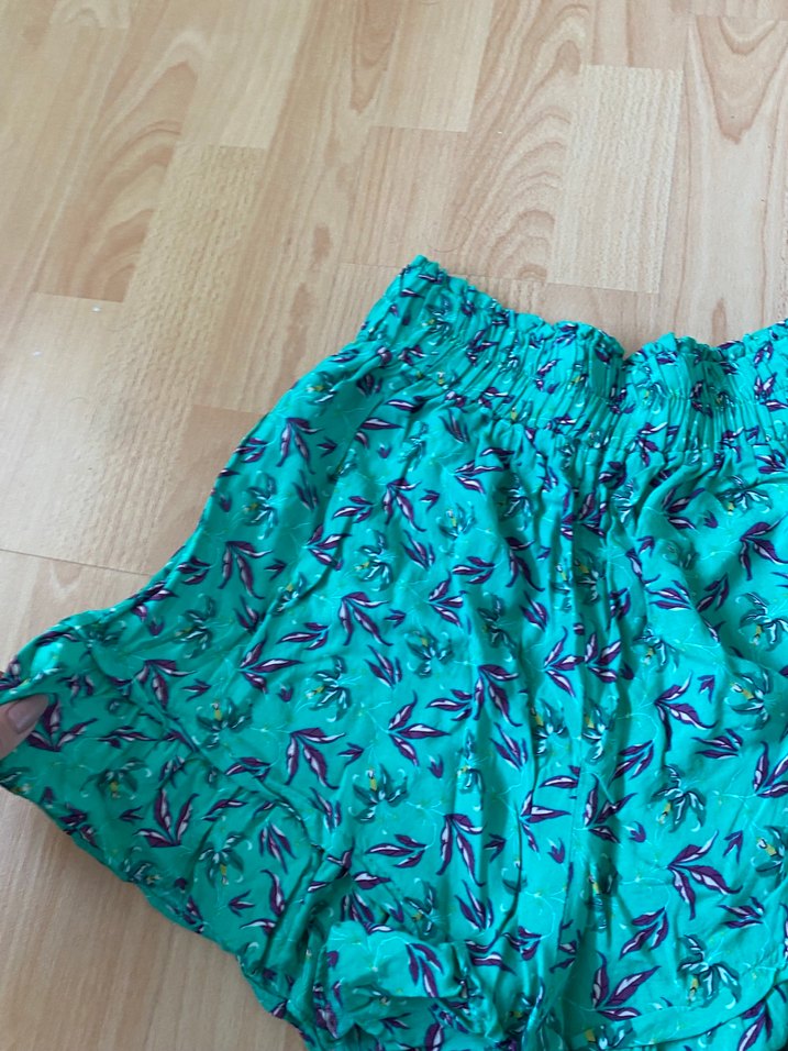 Bohem Renkli Mini Şort Fırfırlı - Görsel 3