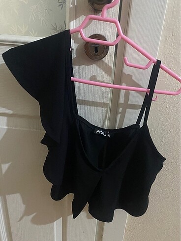 Siyah crop