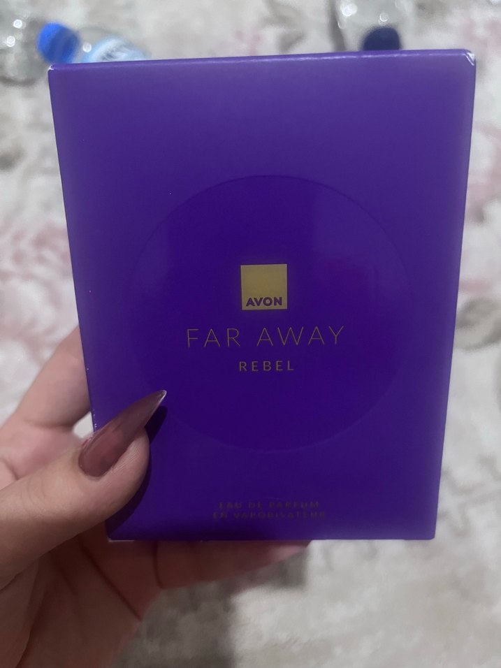 Avon Far Away Rebel Kadın Parfümü - Görsel 2