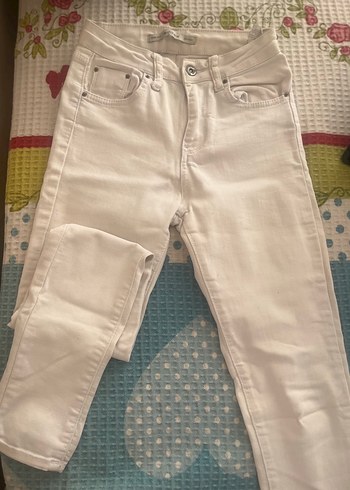 Düğmeli Beyaz Kadın Kot Pantolon - Görsel 6