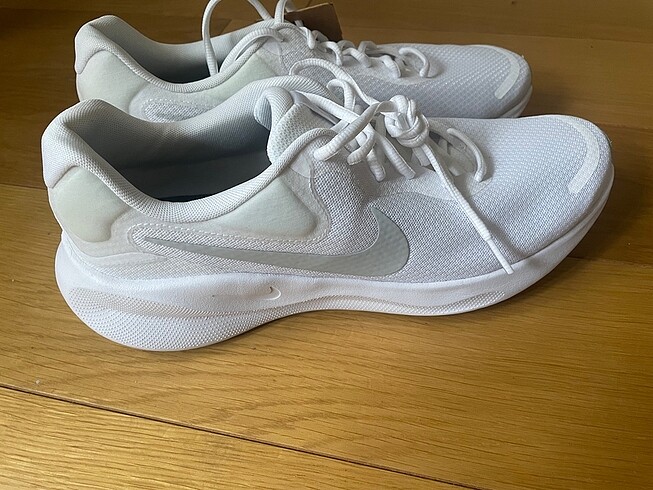 tek ebat Beden Nike erkek spor ayakkabı