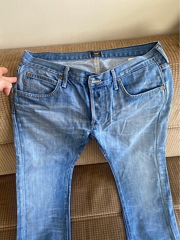 Lee jeans W:33. L:32 Daren