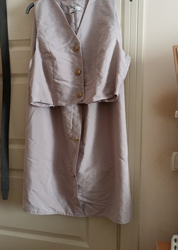 Düğmeli Kolsuz Bej Keten Kadın Takım Elbise - Görsel 2