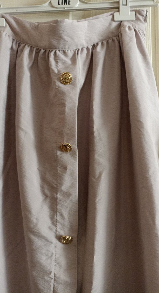 Düğmeli Kolsuz Bej Keten Kadın Takım Elbise - Görsel 4