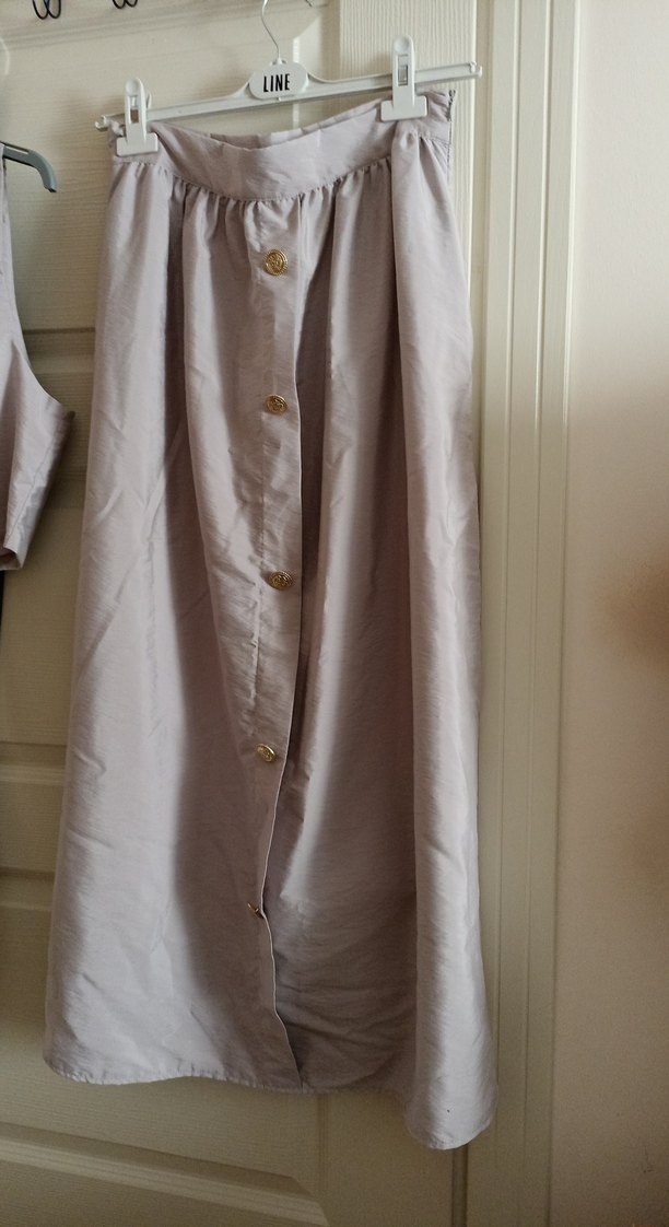 Düğmeli Kolsuz Bej Keten Kadın Takım Elbise - Görsel 3