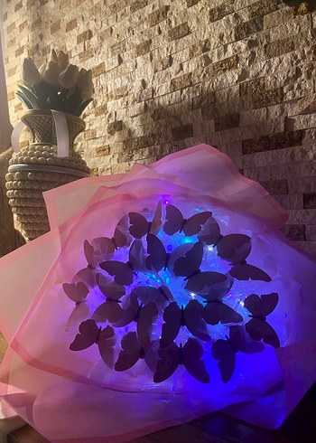 Pembe Işıklı Kelebekli hediyelik buket - Görsel 3