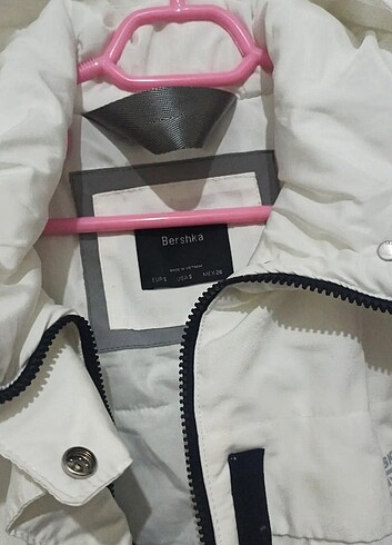 Bershka Mont. 