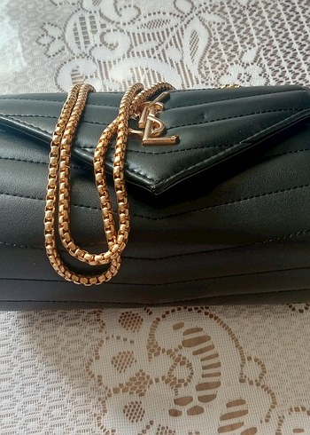 Zincir Detaylı Yılan Desenli Deri Kadın Çanta - Görsel 18