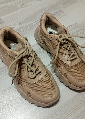 Bej Bağcıklı Kadın Spor Ayakkabı - Görsel 3