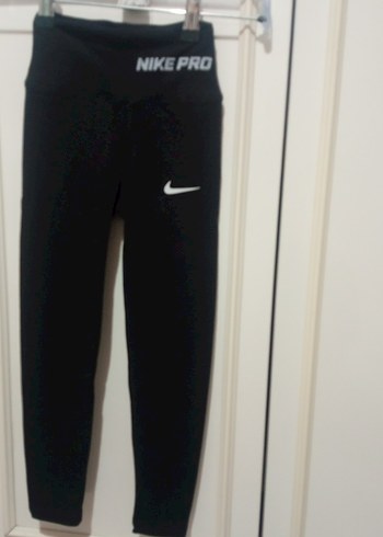 Nike Pro Siyah Spor Tayt - Görsel 3