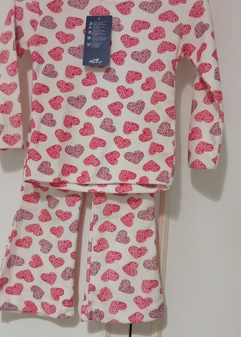 Kız Çocuk Uzun Kollu Kalp Desenli Pijama Takımı - Görsel 10