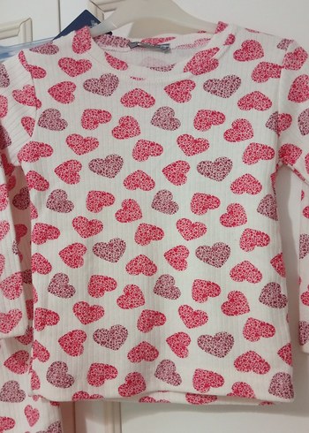Kız Çocuk Uzun Kollu Kalp Desenli Pijama Takımı - Görsel 5