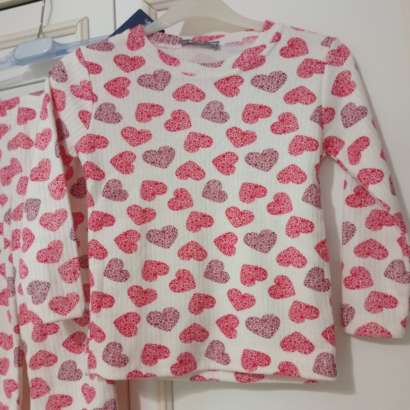 Kız Çocuk Uzun Kollu Kalp Desenli Pijama Takımı - Görsel 5
