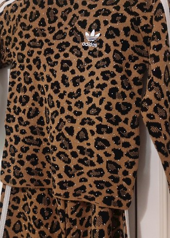 Kız Leopar Desenli Kadife Eşofman Takımı - Görsel 9