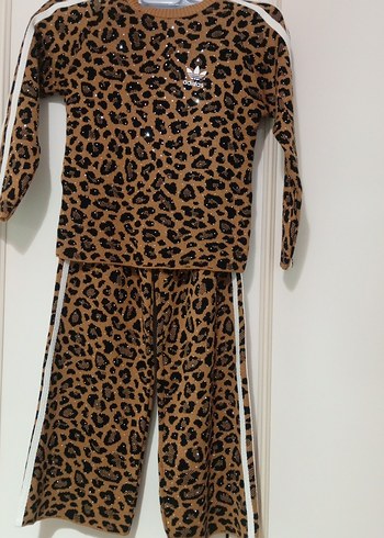 Kız Leopar Desenli Kadife Eşofman Takımı - Görsel 14