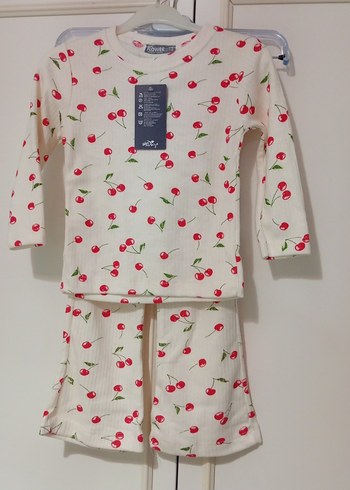 Kiraz desenli uzun kollu bebek kız takımı - Görsel 3