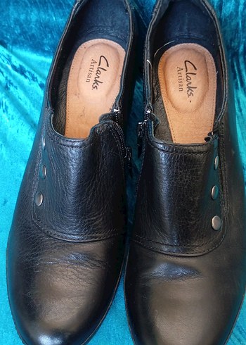 Clarks Siyah Deri Bilekli Ayakkabi