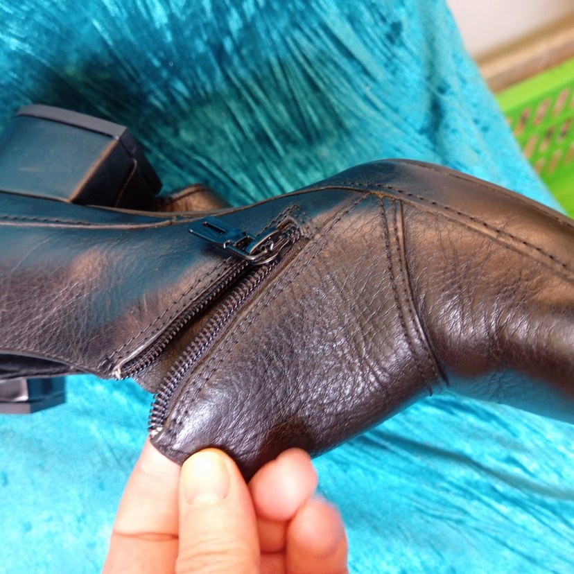 Clarks Siyah Deri Bilekli Ayakkabı — görsel 6/10