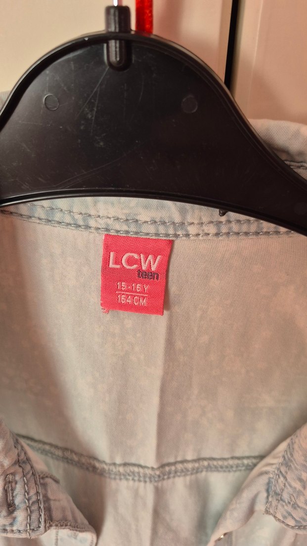 Düğmeli Kolsuz Gömlek - Görsel 2