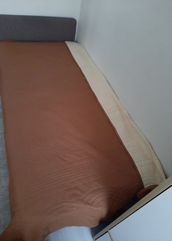  Beden Düz Koyu Kahverengi Yatak Örtüsü