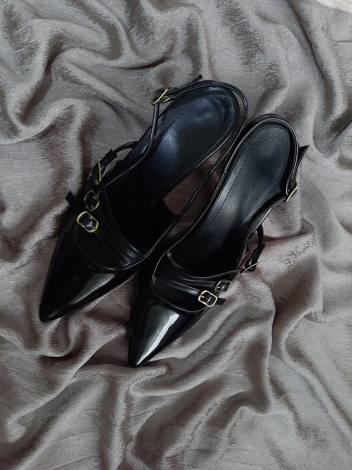 Siyah Tokalı Kadın Stiletto - Görsel 2