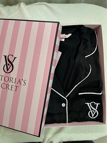 xl Beden siyah Renk Victoria secret pijama