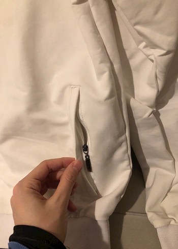 Beyaz Fermuarlı Spor hırka - Görsel 3