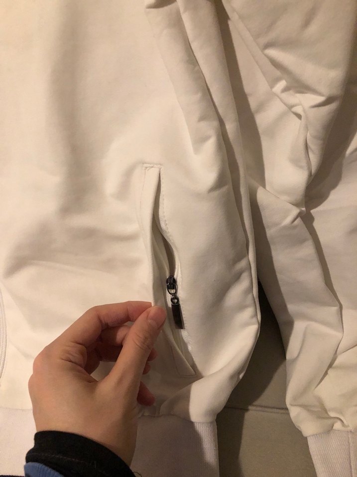 Beyaz Fermuarlı Spor hırka - Görsel 3