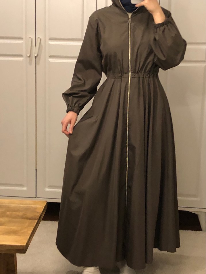 Haki Uzun Rahat Kesim Fermuarlı Kadın Yağmurluk Trençkot - Görsel 2