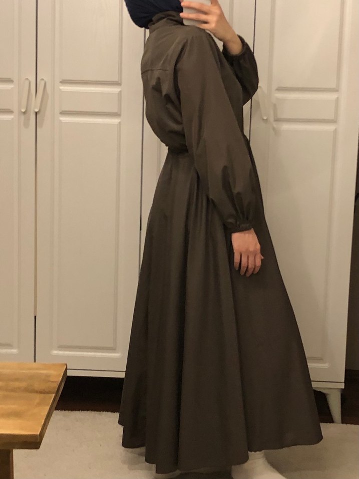 Haki Uzun Rahat Kesim Fermuarlı Kadın Yağmurluk Trençkot - Görsel 3