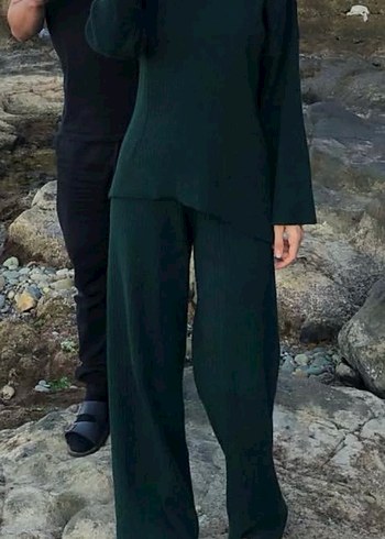 Koyu Yeşil Triko Takım - Görsel 3