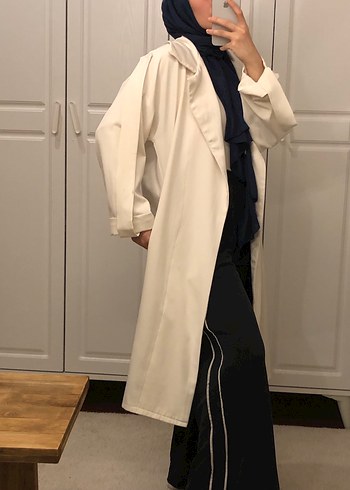 Beyaz Uzun Kadın Trençkot - Görsel 2
