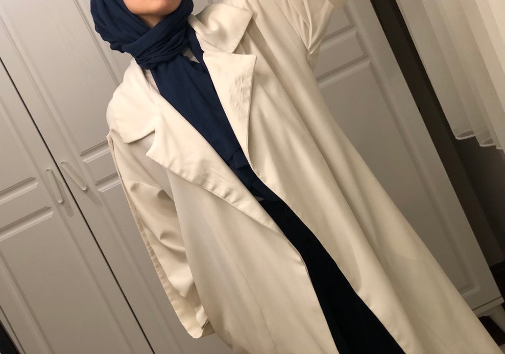 Beyaz Uzun Kadın Trençkot - Görsel 4