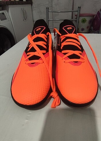 44 Beden turuncu Renk Halı saha ayakkabısı krampon