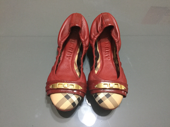 burberry babet 35;5 numara 