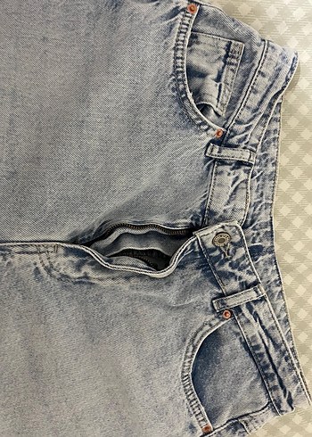 Düğmeli Geniş Kesim Kadın Kot Pantolon - Görsel 2