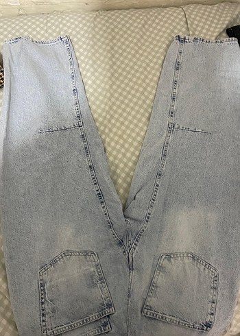 Düğmeli Geniş Kesim Kadın Kot Pantolon - Görsel 3