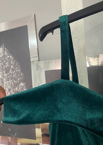 Yeşil Drapeli Uzun yırtmaçlı kadife Abiye Elbise - Görsel 3