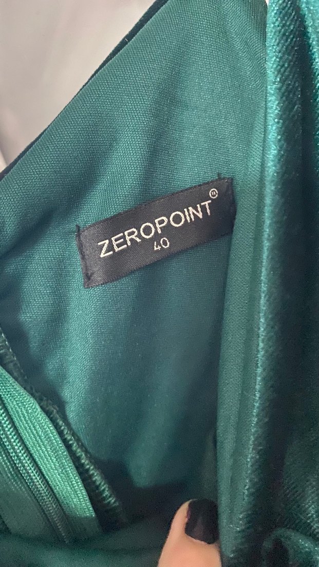 Yeşil Drapeli Uzun yırtmaçlı kadife Abiye Elbise - Görsel 4