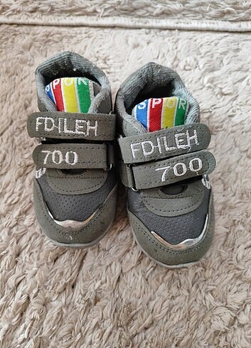 24 Beden gri Renk Çocuk ayakkabı 