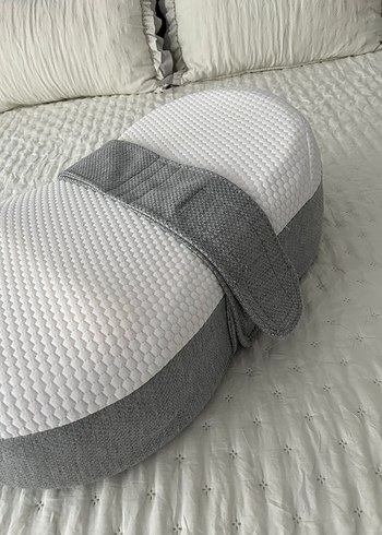 Gri Emzirme ve Hamilelik Destek Yastığı