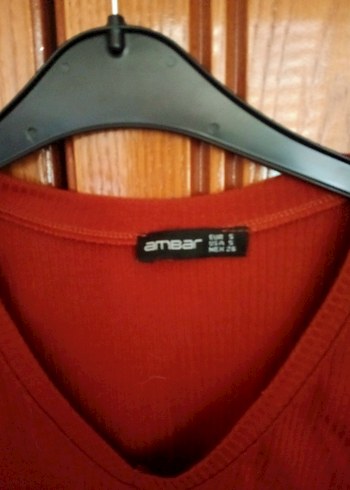 V Yaka Kahverengi Kısa Kollu Kadın Tişört - Görsel 3