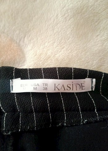 Kadın Siyah Çizgili Pilili Kumaş Pantolon - Görsel 3