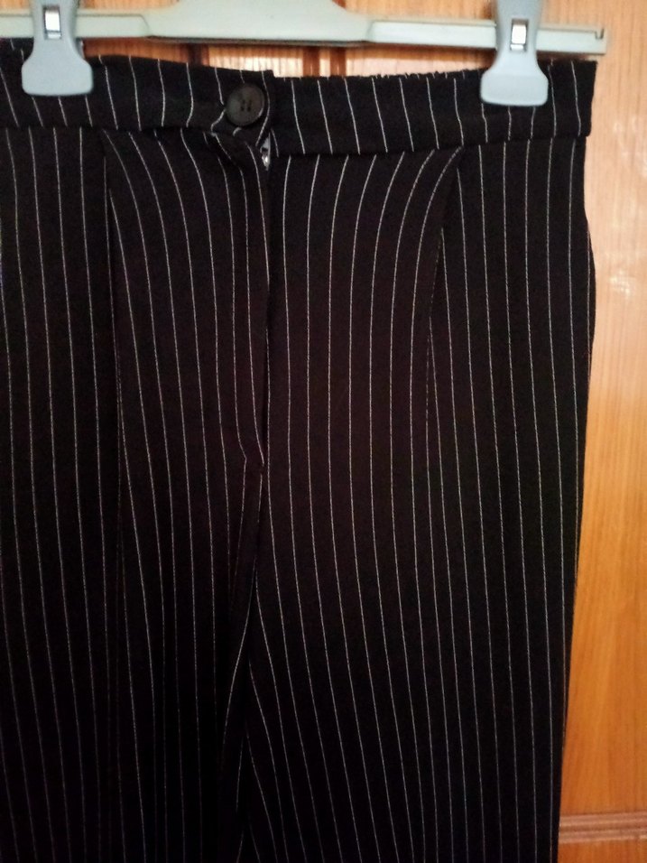 Kadın Siyah Çizgili Pilili Kumaş Pantolon - Görsel 2