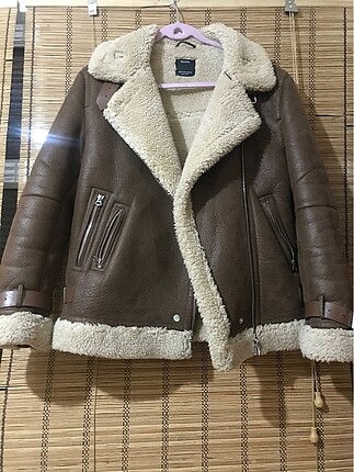 Bershka Berskha biker mont