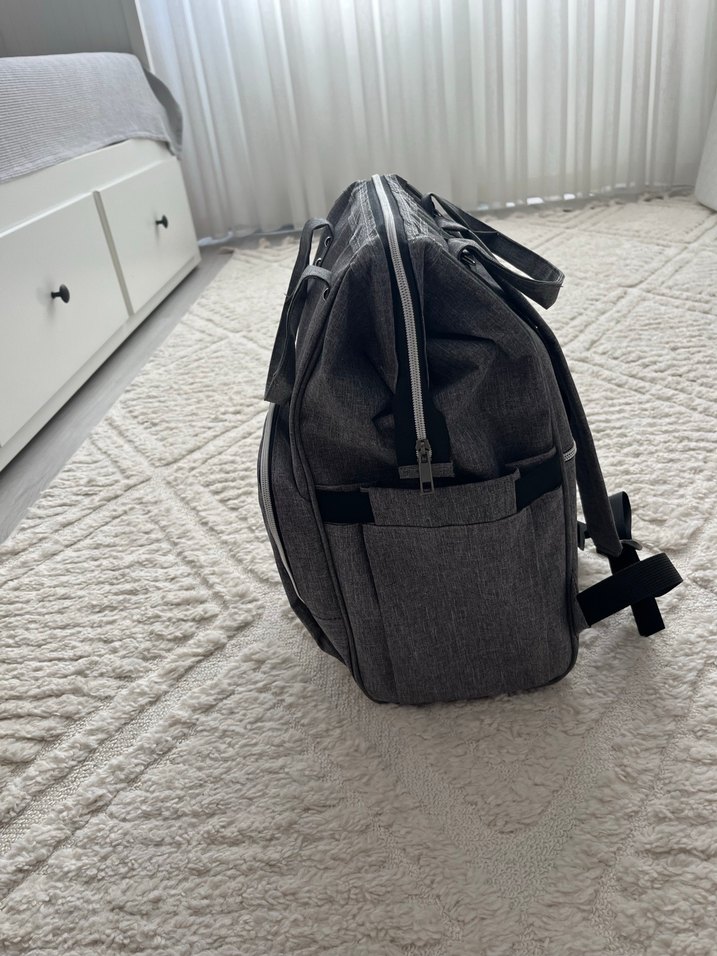 Gri Bebek Bakım Çantası - Görsel 2