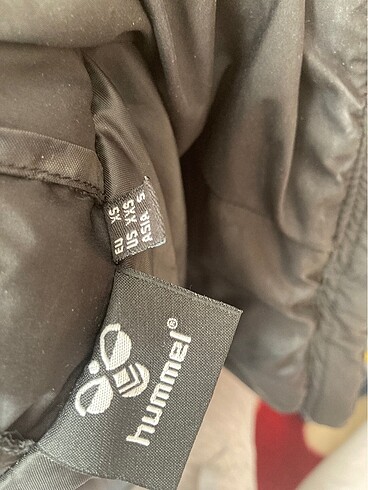 xs Beden siyah Renk Hummel şişme mont