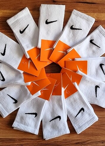 12 çift tenis uzun boy çorap kutusuz 110tl