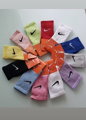 12çift tenis uzun boy çorap kutusuz150tl 