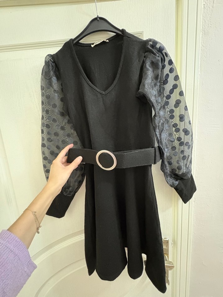 Siyah Kolları Tül Detaylı Elbise - Görsel 2